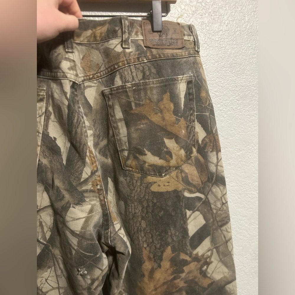 Wrangler realtree men’s camo pants - Picture 8 of 12